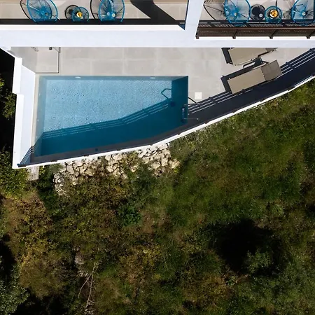 Holiday home O-cyanea With Heated Pool